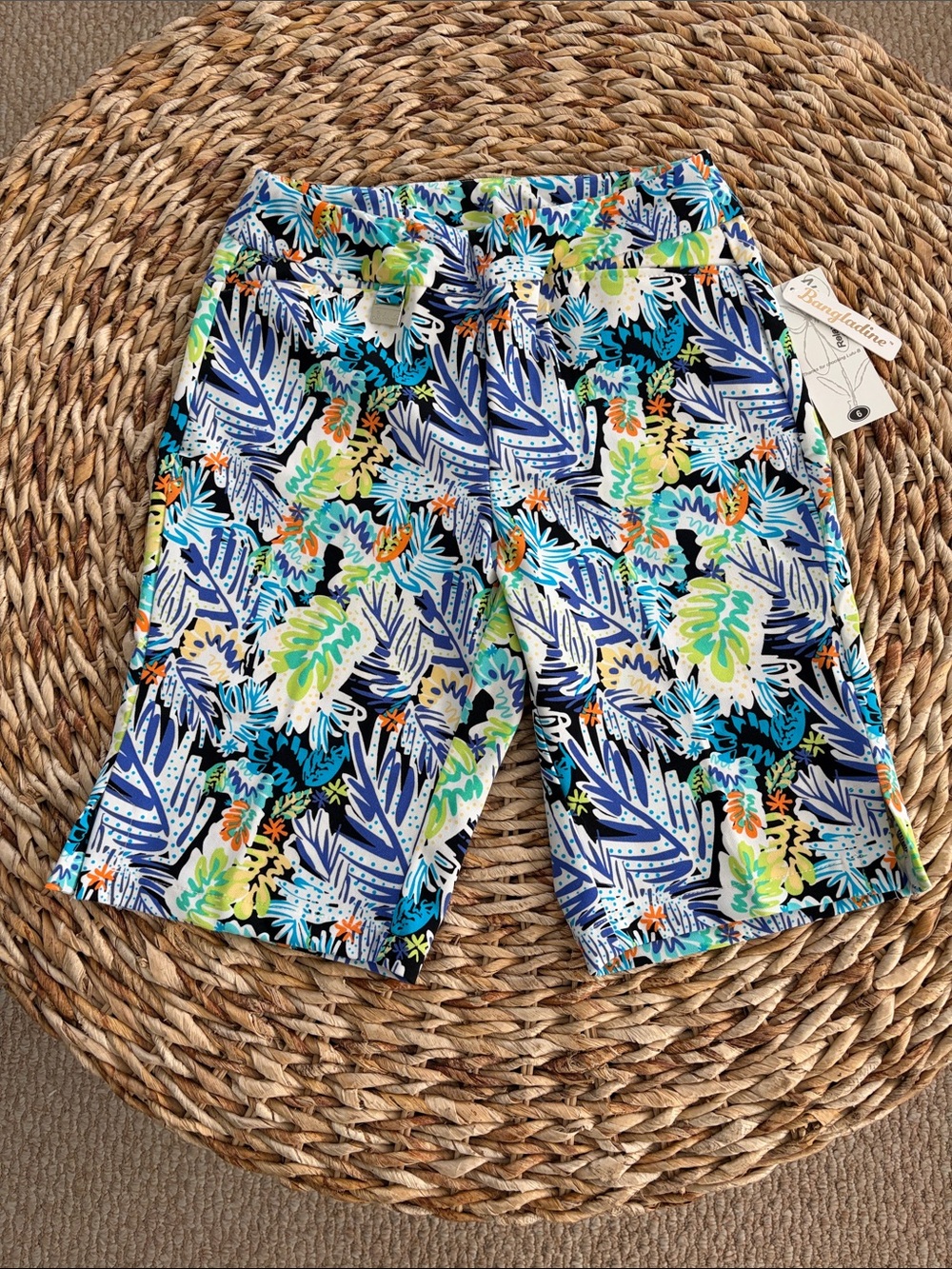 Lulu-B Bangladine Floral Pull-On Bermuda Short NWT